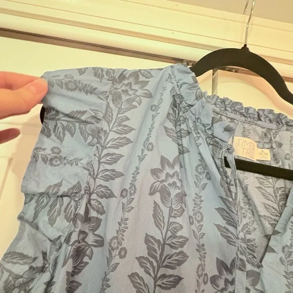 Time and Tru Blue Floral Ruffle Dress - Picture 6 of 6